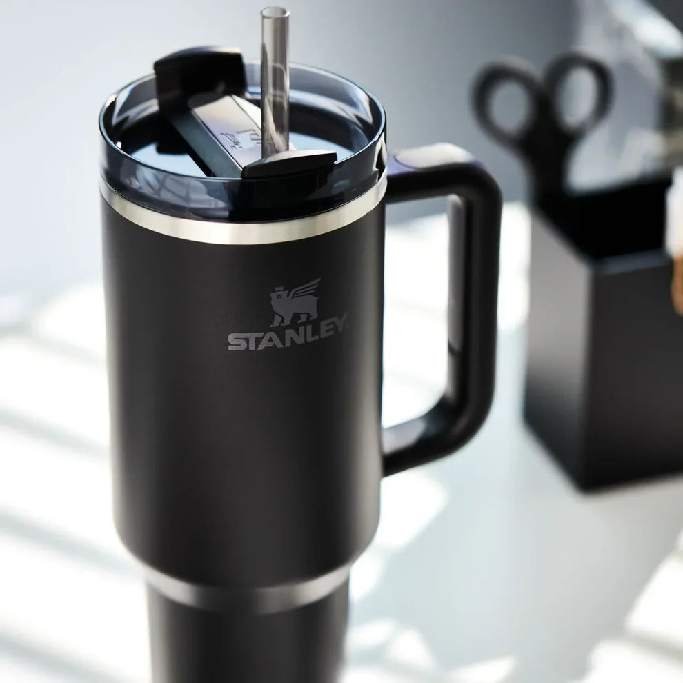 THE QUENCHER H2.0 FLOWSTATE™ TUMBLER - Black
